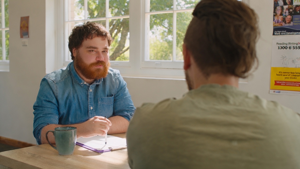 Stay on or come off opioid treatment video